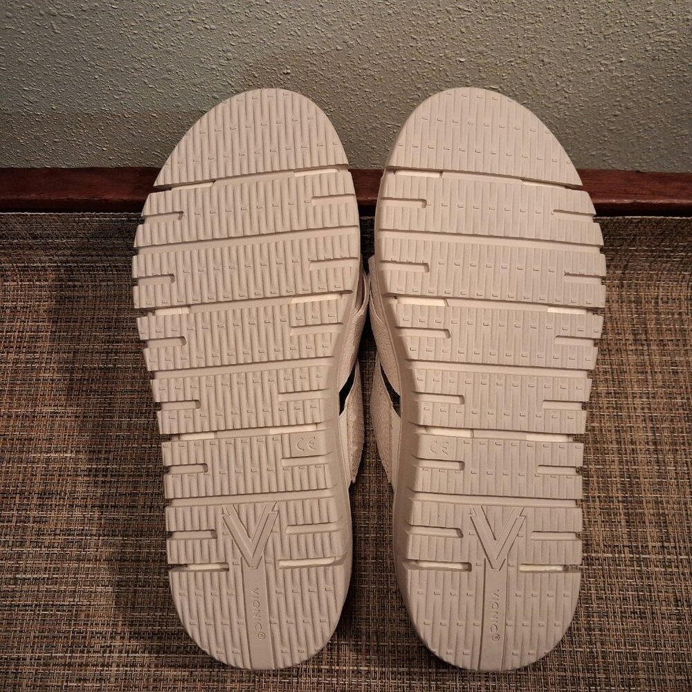 New without tags - Vionic Uptown Sunset Womens Sandals Ivory Nubuck sz 9 Wide - Picture 7 of 11